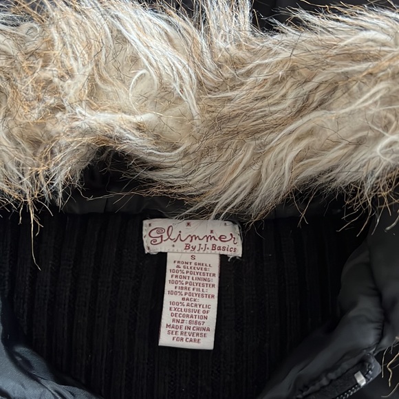 Black Vest - Picture 2 of 3